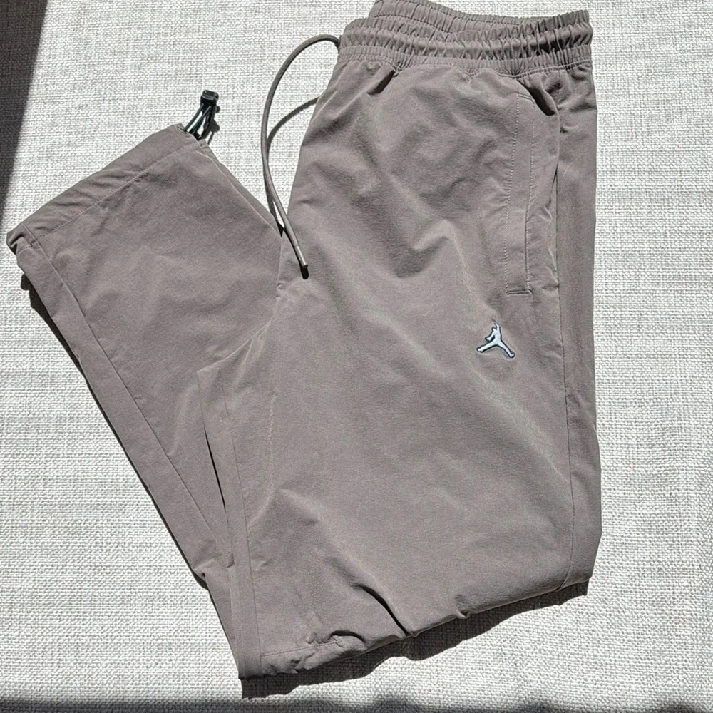 Jordan Men's Cargo Pants Brown